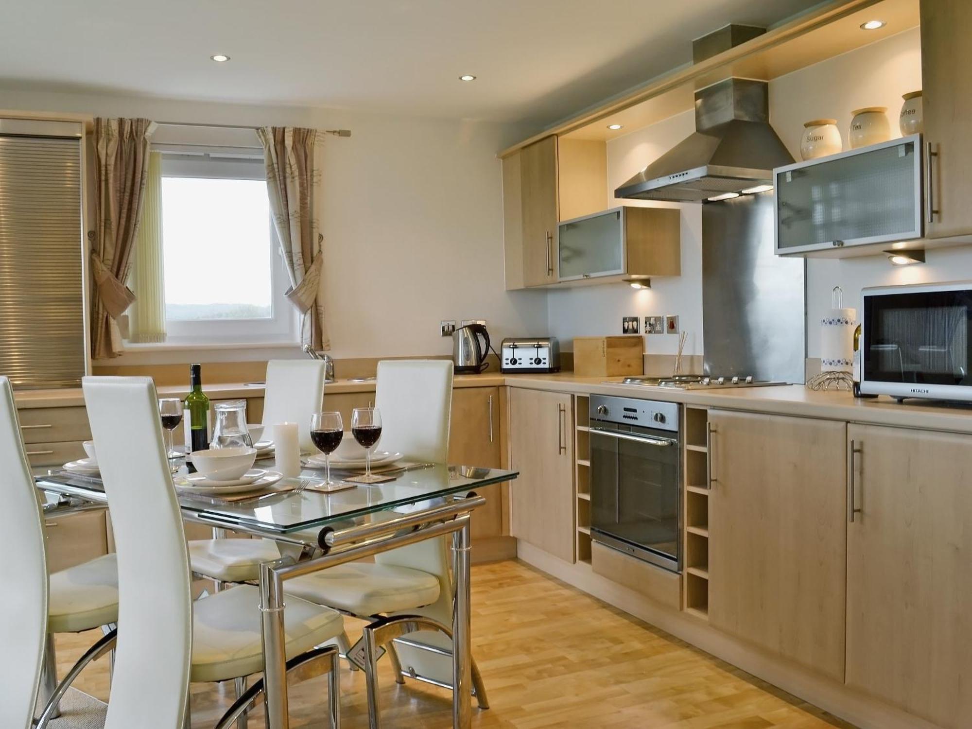 Waters Edge Villa Llanelli Eksteriør billede