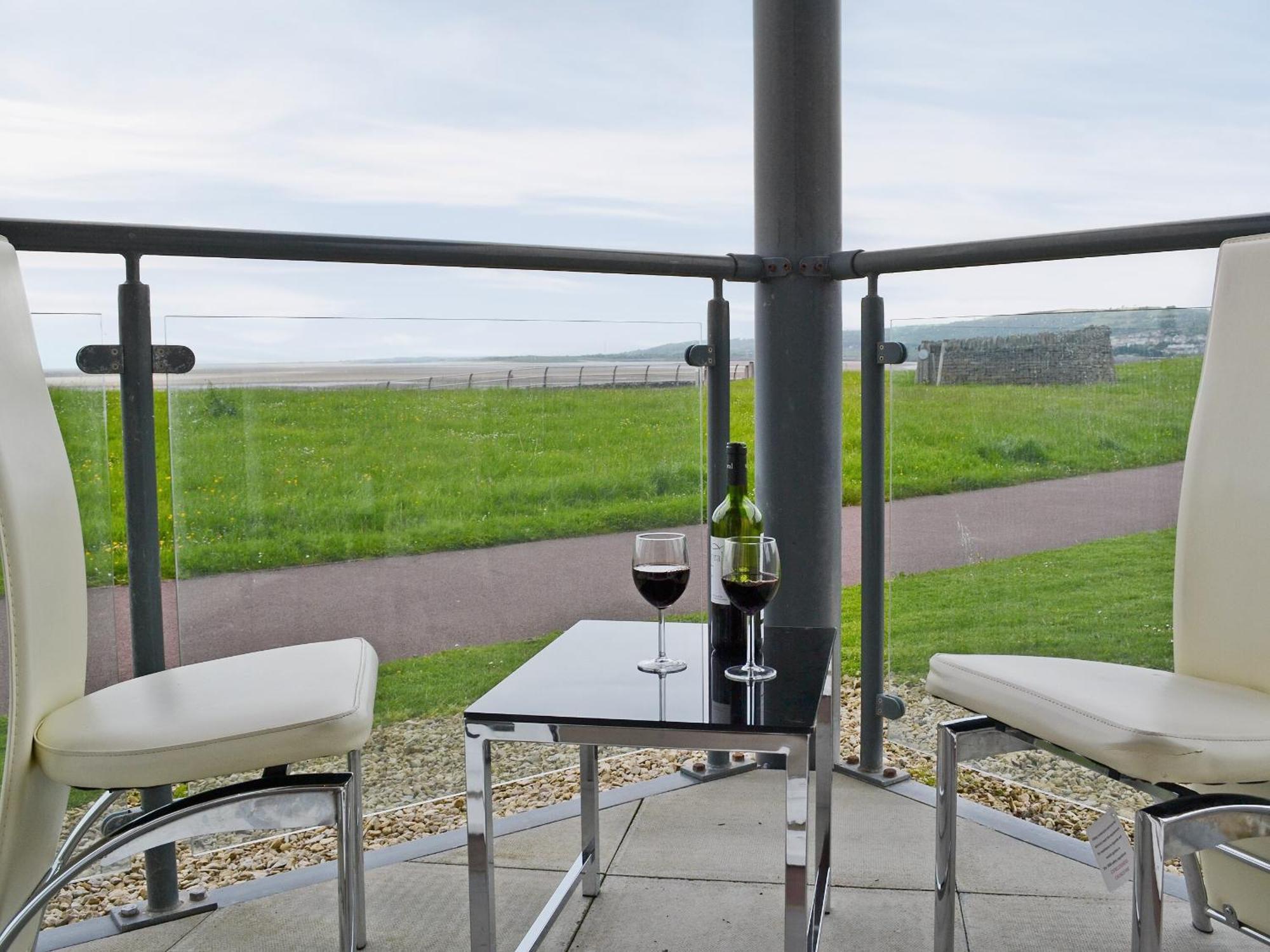 Waters Edge Villa Llanelli Eksteriør billede