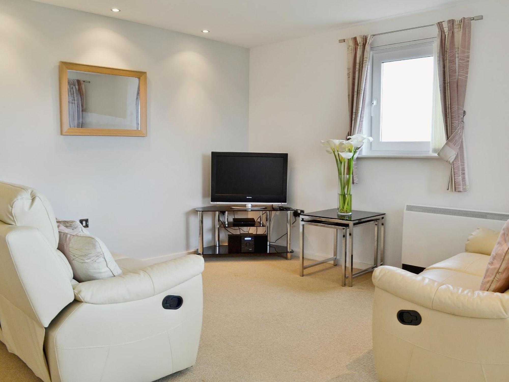 Waters Edge Villa Llanelli Eksteriør billede